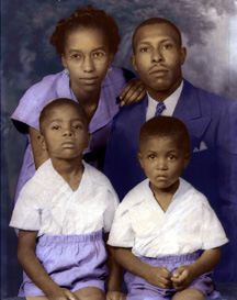 Cegus and family after restroration and colorize